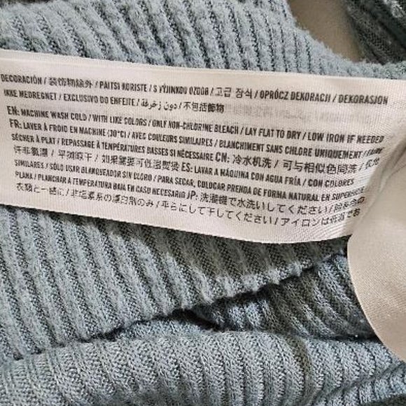 Abercrombie & Fitch Teal Off Shoulder Top - Picture 9 of 9